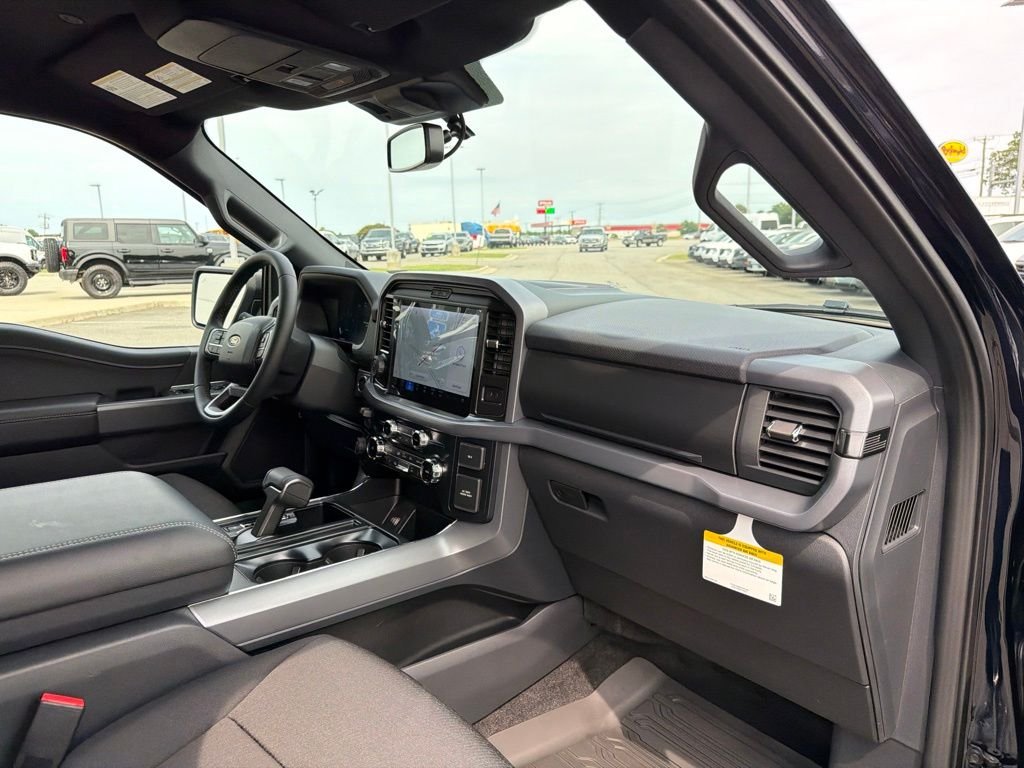 New 2026 Antimatter Blue Metallic Ford XLT image 22