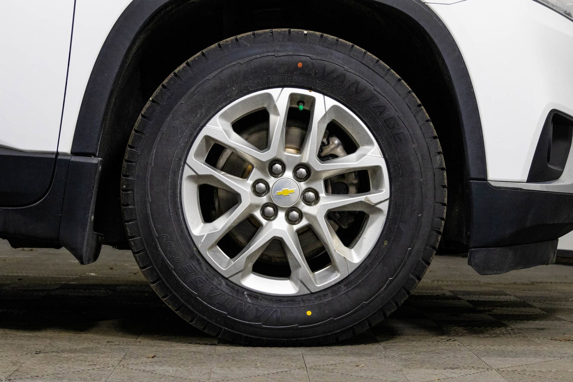 2021 CHEVROLET TRAVERSE - Image 39