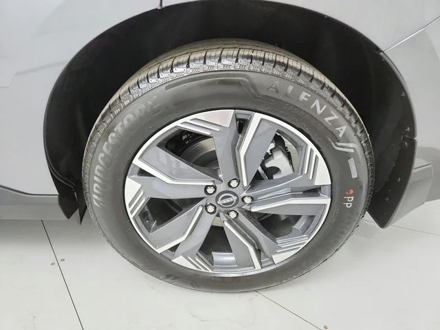 New 2026 Gray Nissan SL image 53