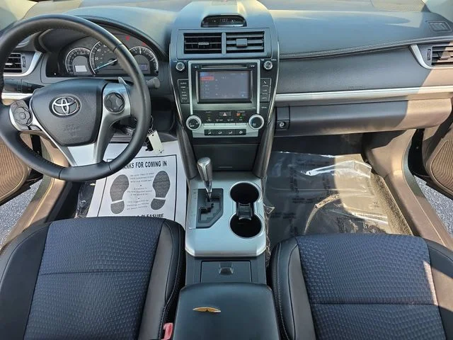 Used 2013 Gray Toyota SE image 10