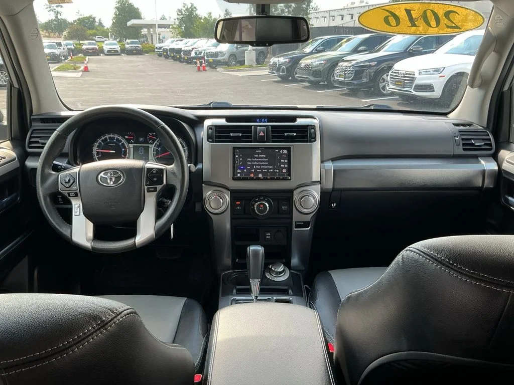 Used 2016 Silver Toyota SR5 Premium image 21