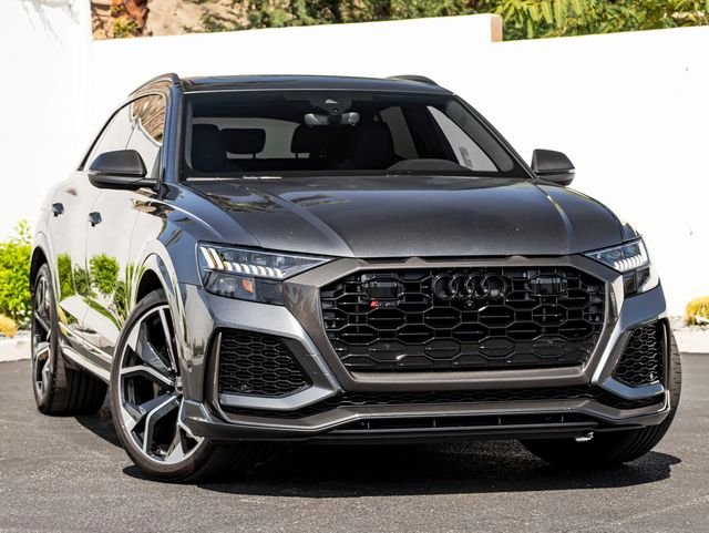 Used 2022 Daytona Gray Pearl Effect Audi 4.0T image 4
