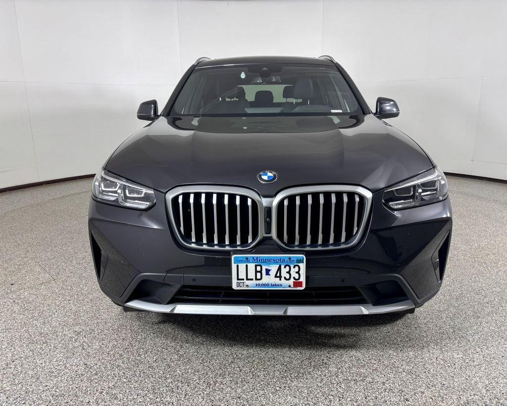 Certified Used 2024 Gray BMW xDrive30i image 3