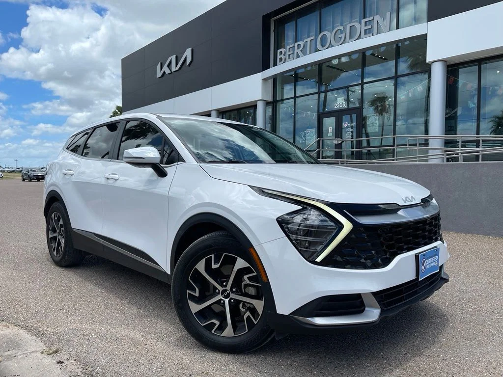 Used 2024 White Kia EX image 1