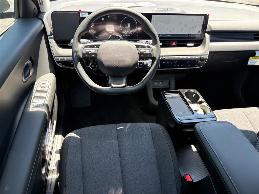 New 2026 Abyss Black A2b Hyundai SE image 4
