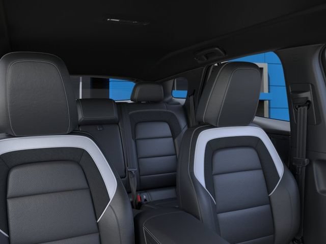 Used 2026 Summit White Chevrolet LT image 24