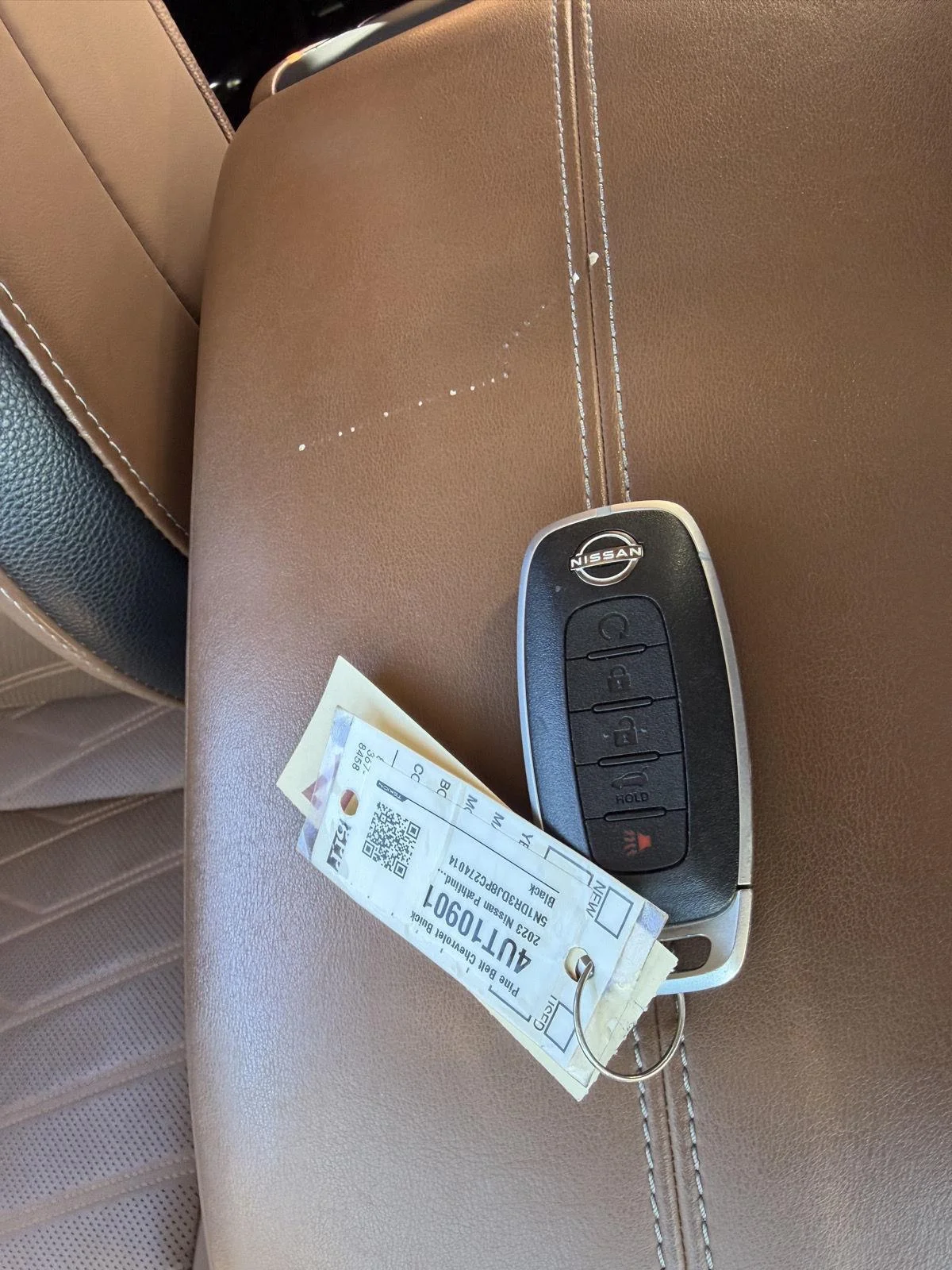 Used 2023 Super Black Nissan Platinum image 13