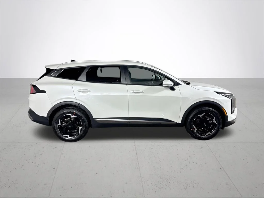 New 2026 Snow White Pearl Kia EX image 5