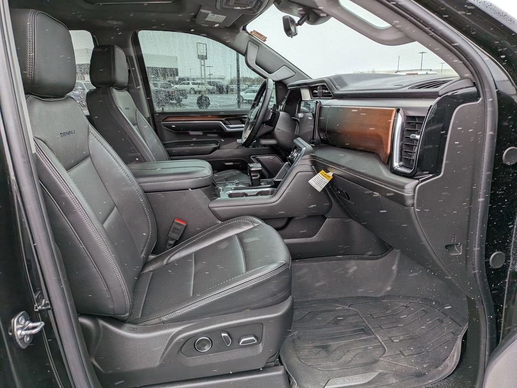 Certified Used 2025 Onyx Black GMC Denali image 23