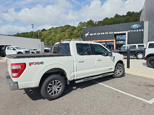 Used 2022 White Ford Lariat image 3