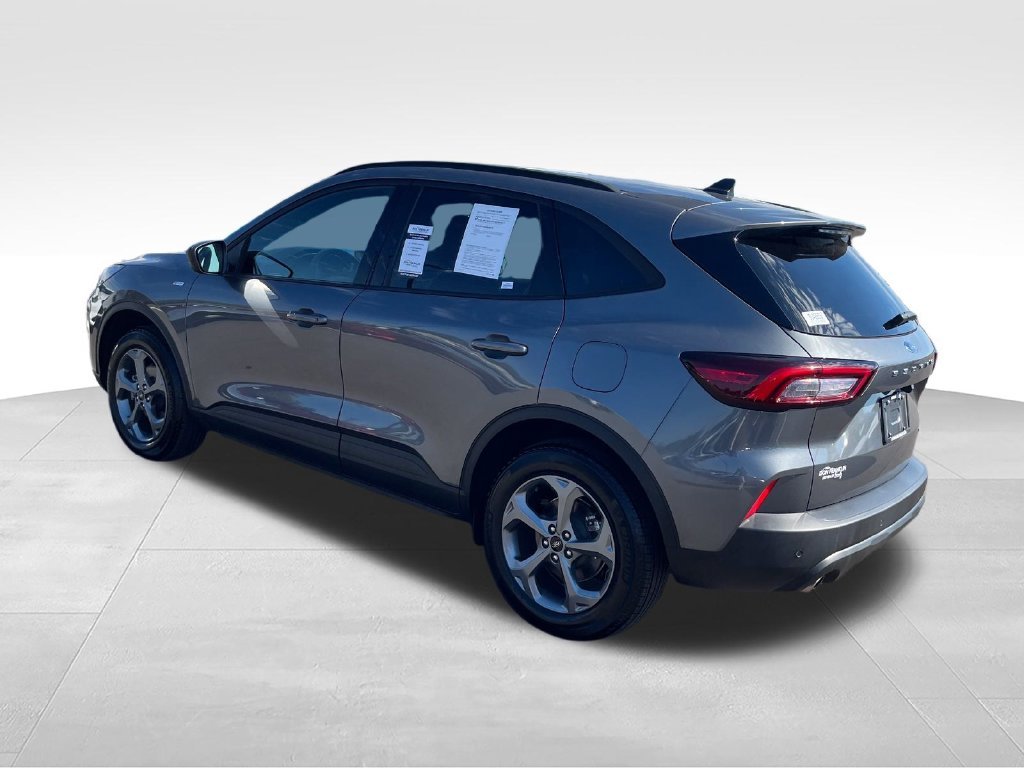 Used 2025 Gray Ford ST-Line image 3