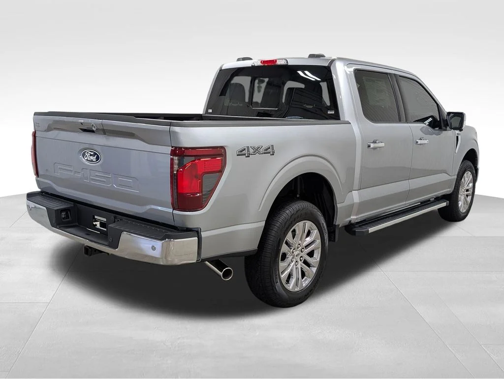 New 2026 Iconic Silver Metallic Ford XLT image 22