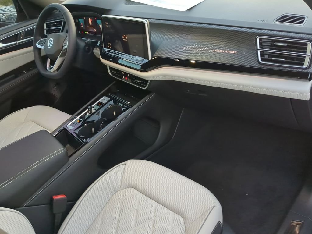 2026 Volkswagen Atlas Cross Sport SEL Premium R-LINE - Photo 13