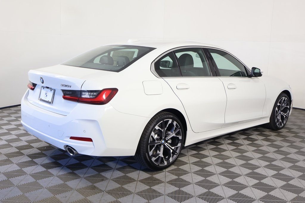 New 2026 Alpine White BMW 330i image 2