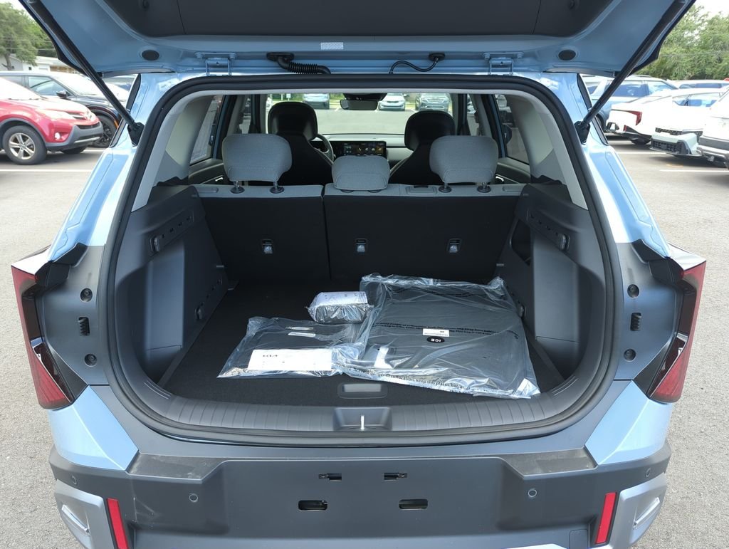 New 2027 Frost Blue / Black Roof Kia S image 29