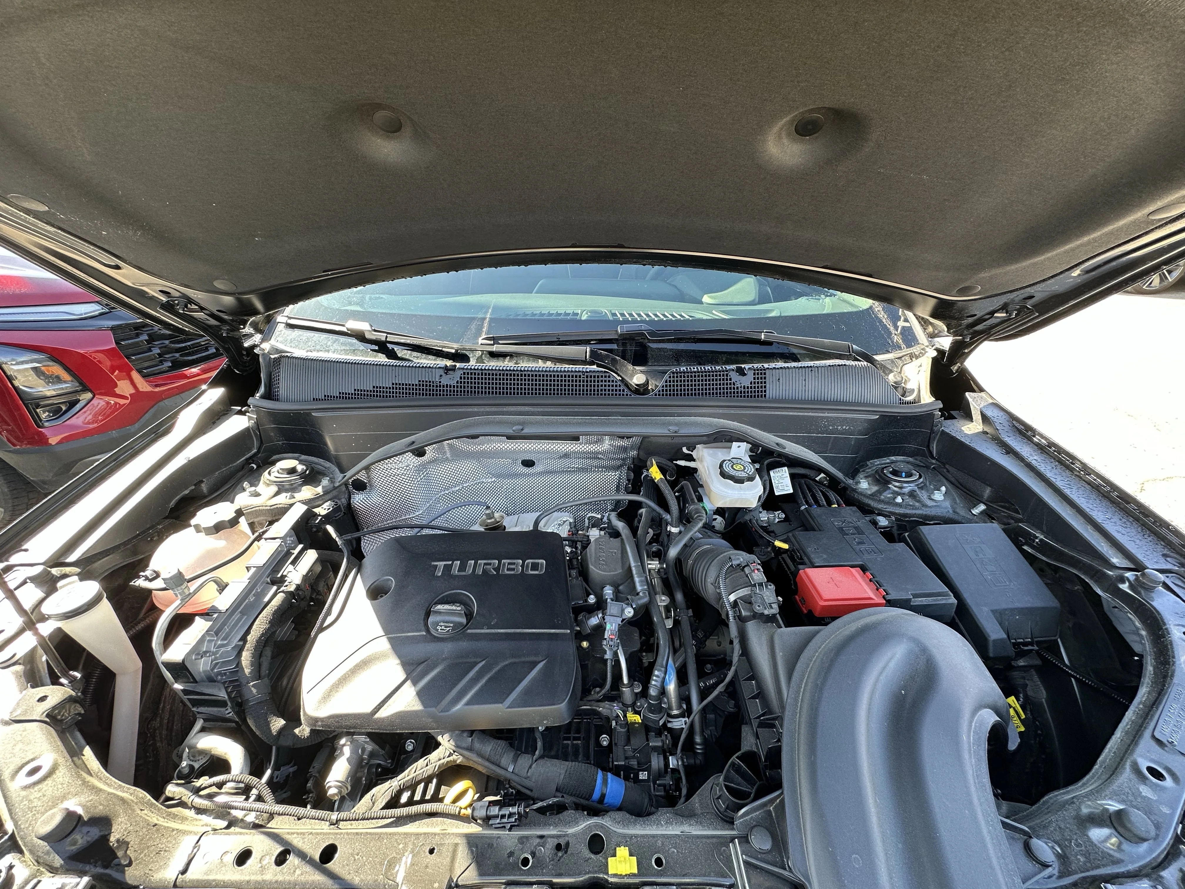 New 2026 Mosaic Black Metallic Chevrolet ACTIV image 7