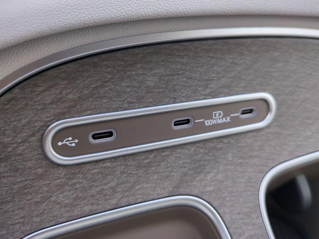 New 2027 Silver Hyundai Blue SEL Premium 7P image 29
