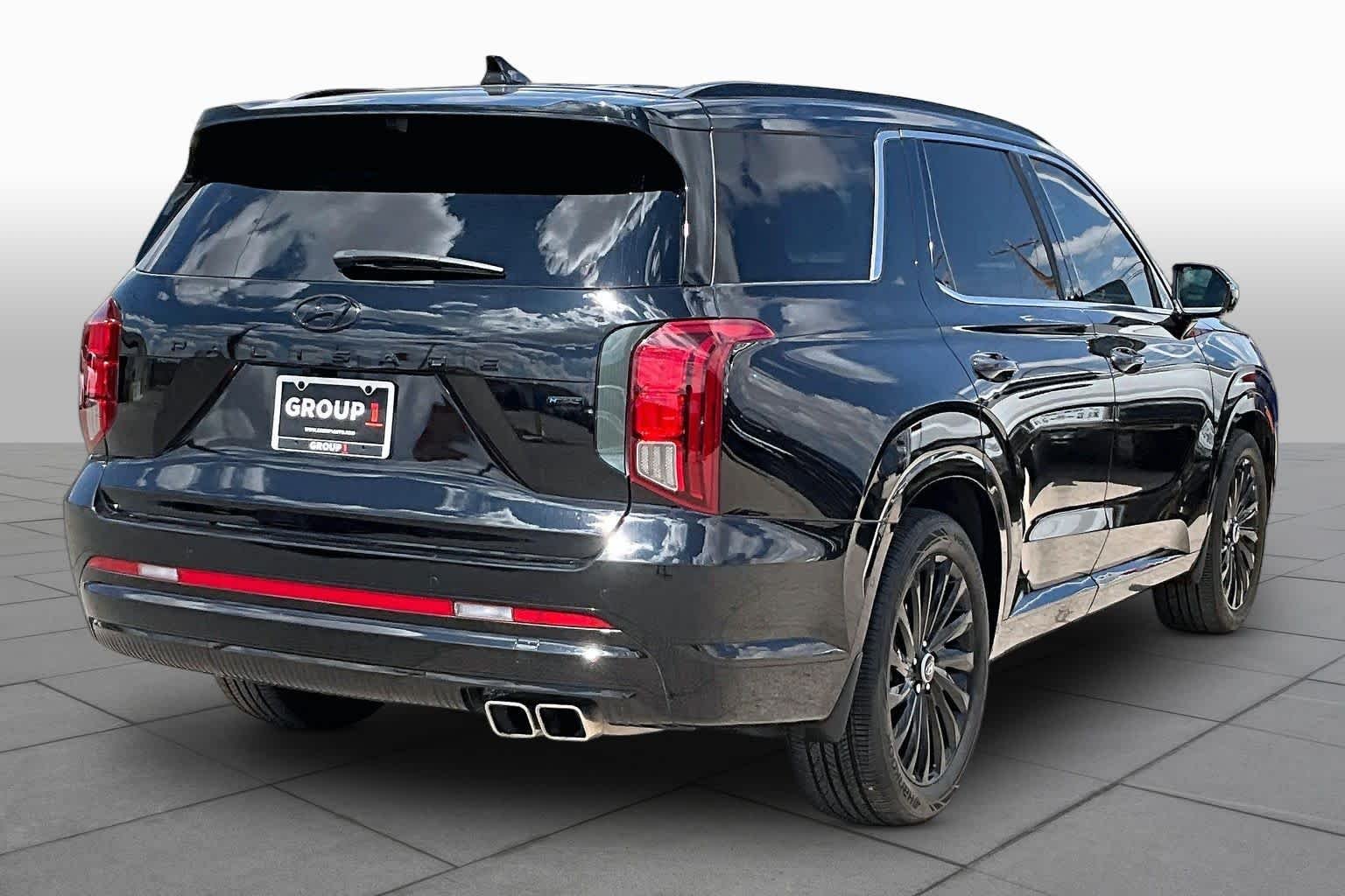 Certified Used 2025 Abyss Black Pearl Hyundai Calligraphy Night Edition image 12