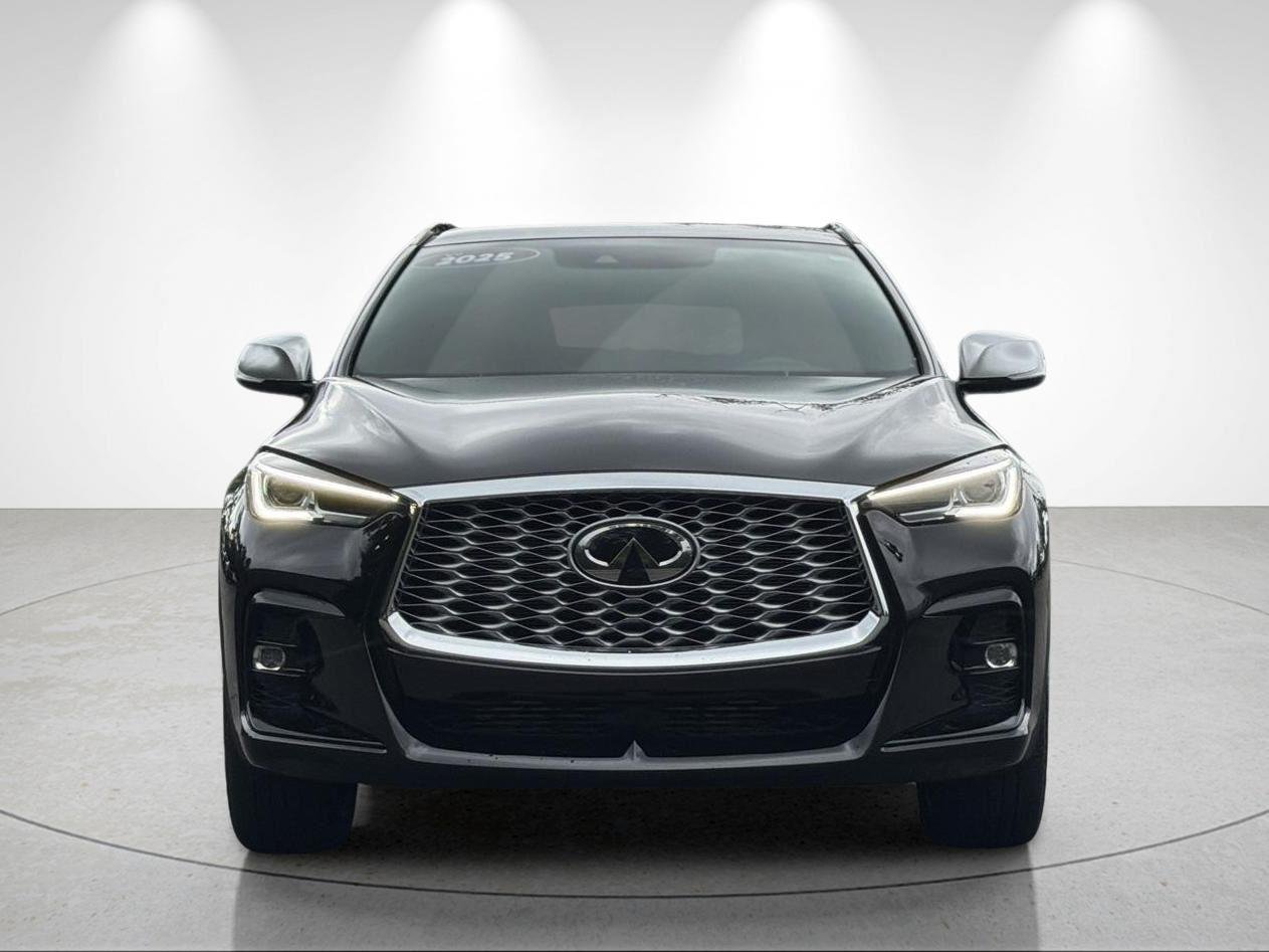 Used 2025 Black Obsidian INFINITI LUXE image 8