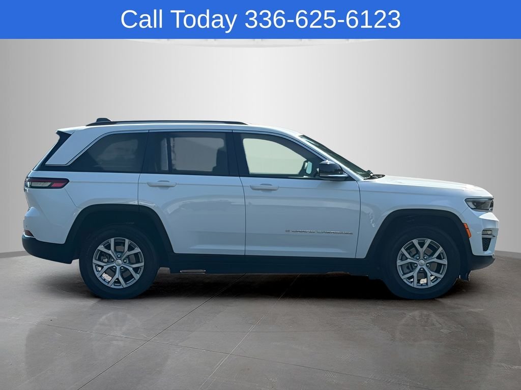 Used 2023 White Jeep Limited image 6