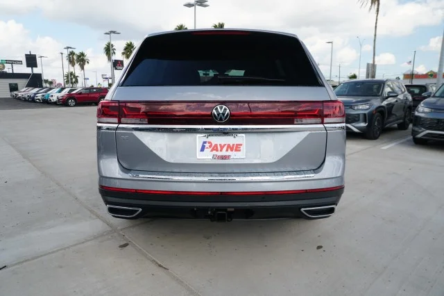 New 2026 Silver Mist Metallic Volkswagen 2.0T SE w/Technology image 6