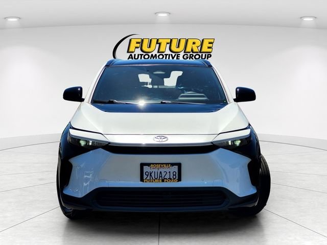 Used 2023 Beige Toyota XLE image 2