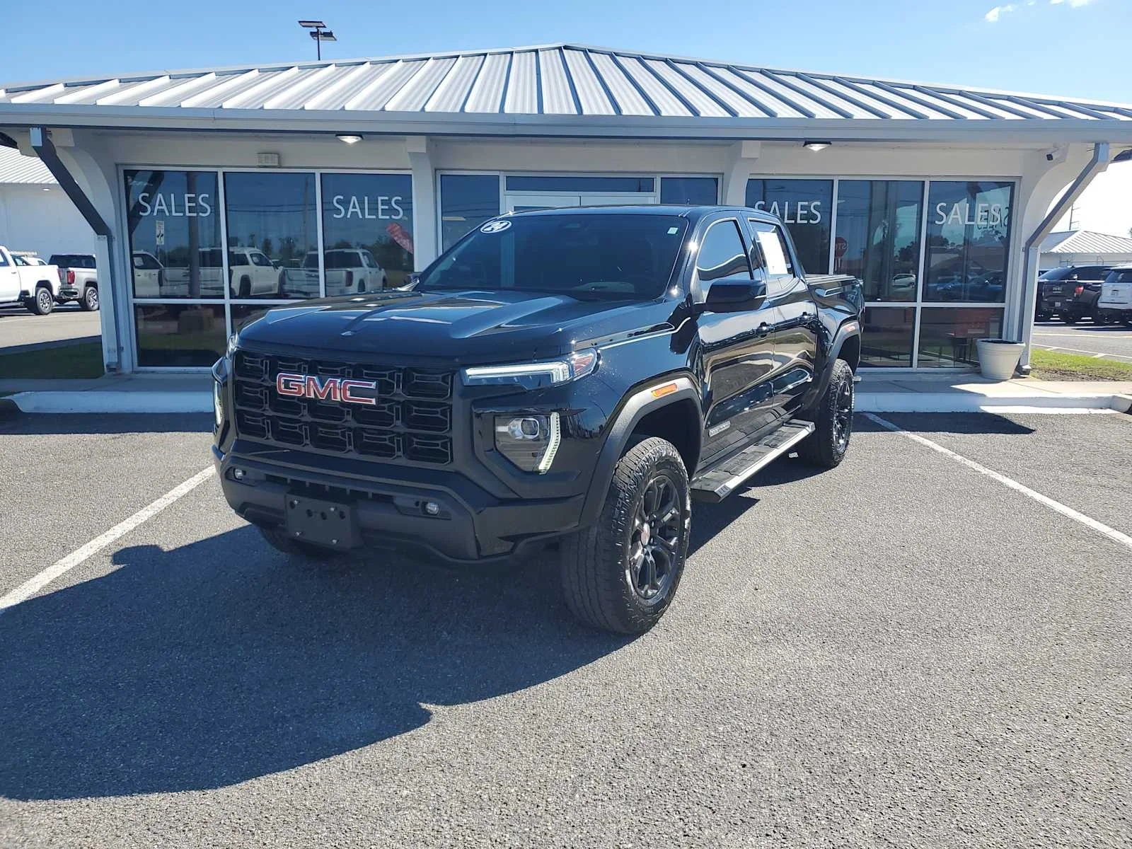 Used 2024 Onyx Black GMC Elevation image 1