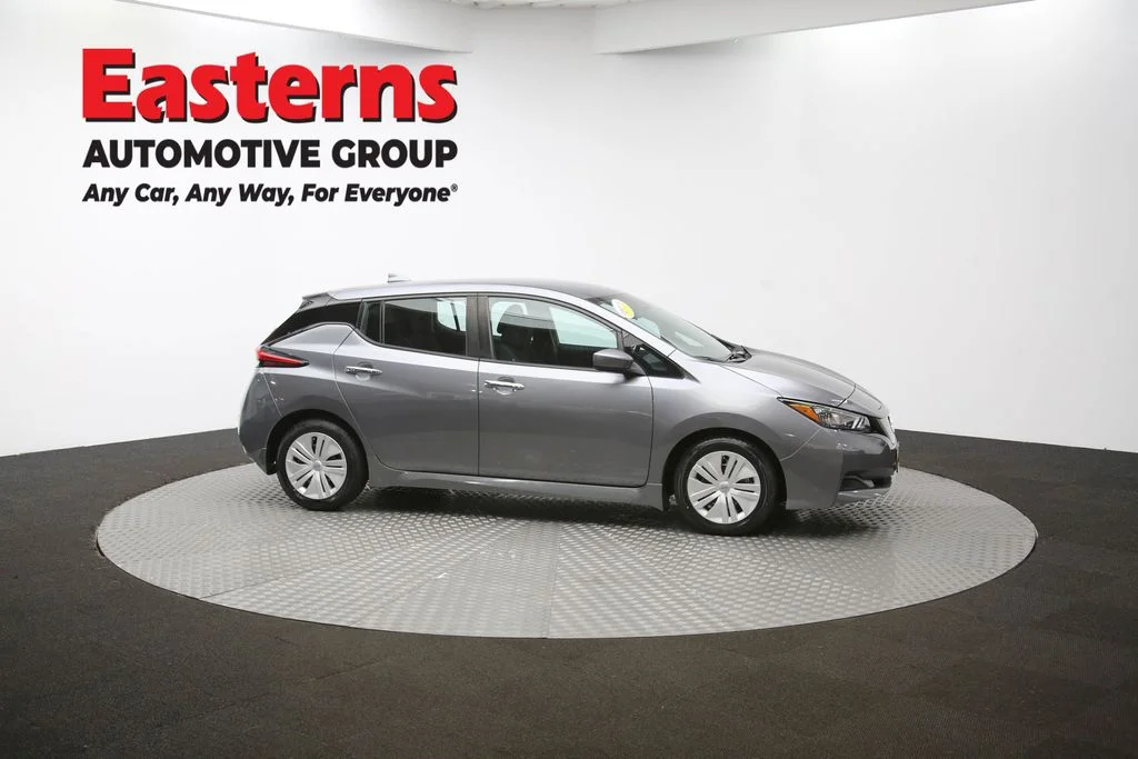 Used 2023 Gray Nissan S image 45
