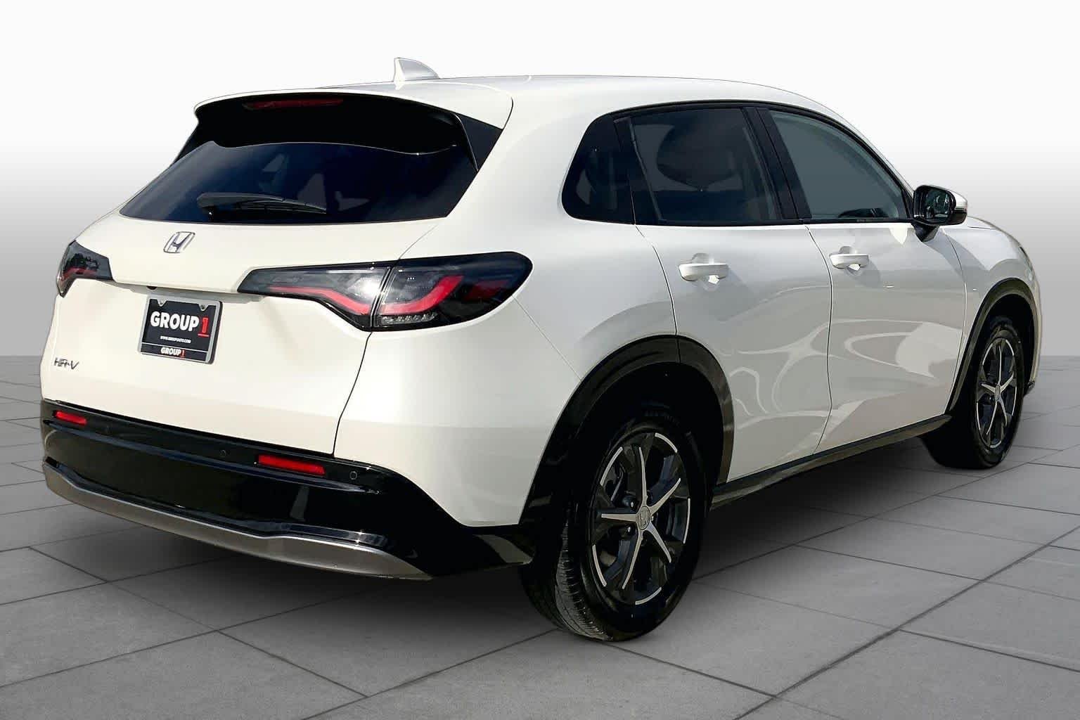 Used 2023 Platinum White Pearl Honda EX-L image 13