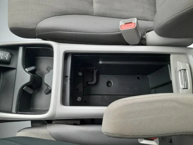Used 2013  Honda LX image 22