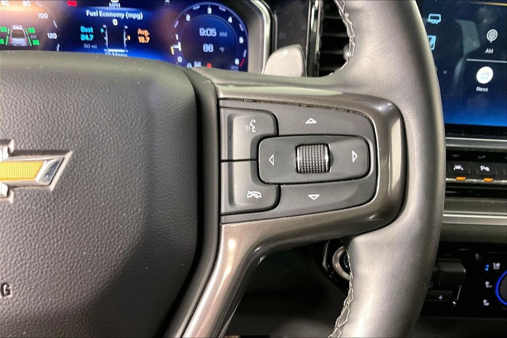 Used 2024 Beige Chevrolet High Country image 9