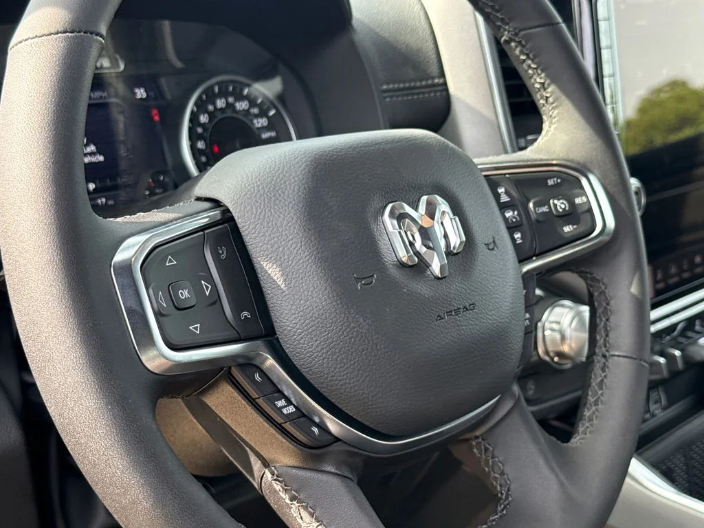 New 2026 Bright White Clear-Coat Exterior Paint RAM Laramie image 30