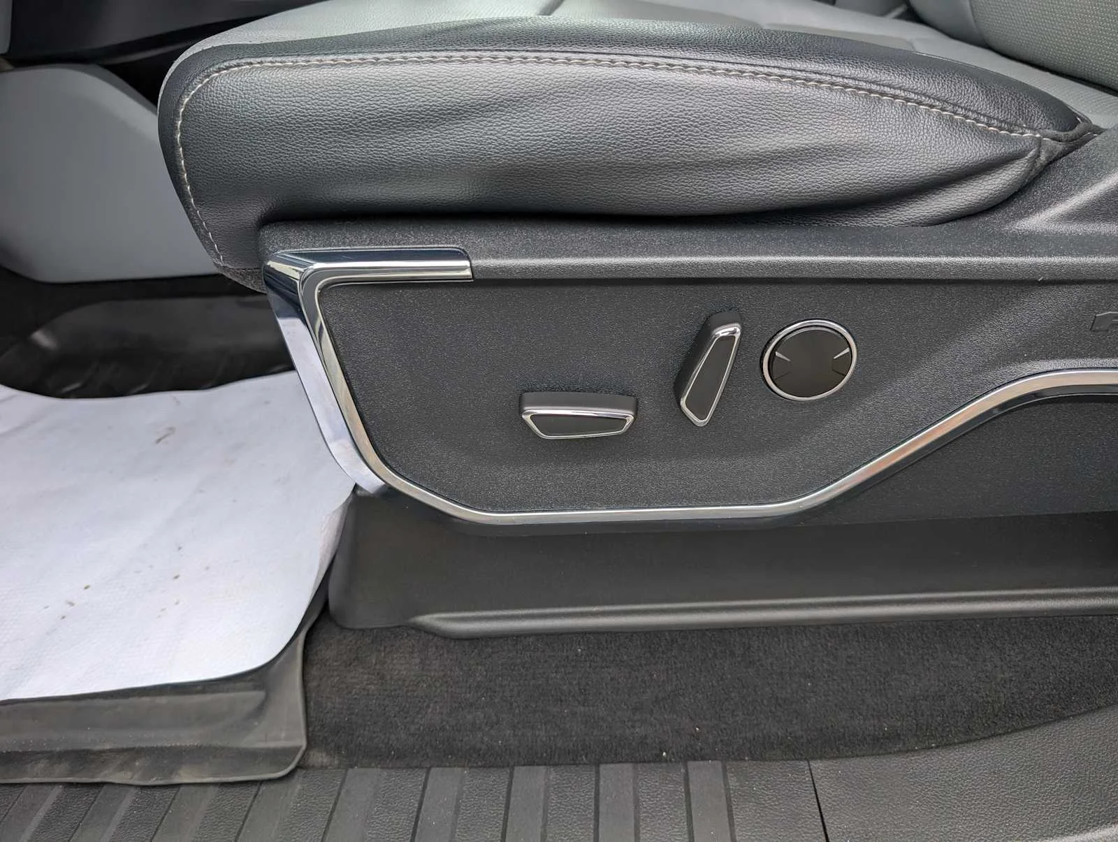 2022 Ford F-150 Lariat - Photo 40