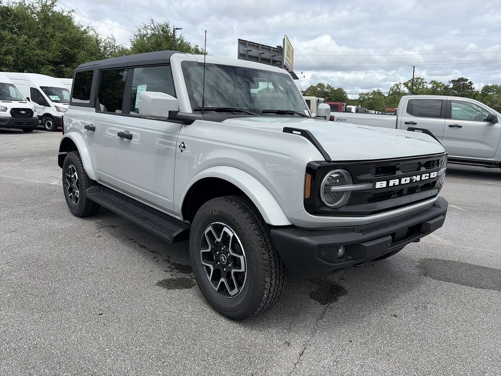 New 2026 Avalanche Gray Ford Outer Banks® image 9