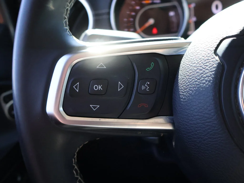 Used 2018 Gray Jeep Unlimited Sahara image 24