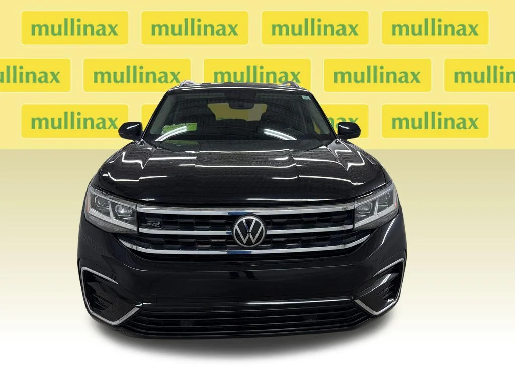 Certified Used 2021 Black Volkswagen 3.6L V6 SE w/Technology R-Line image 15