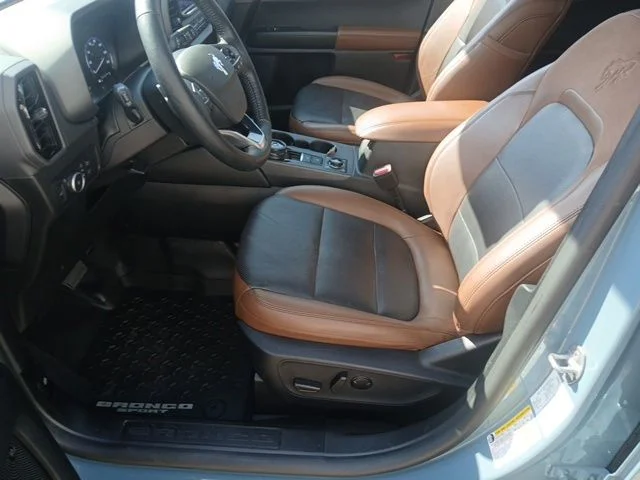 Used 2022 Blue Ford Badlands image 43
