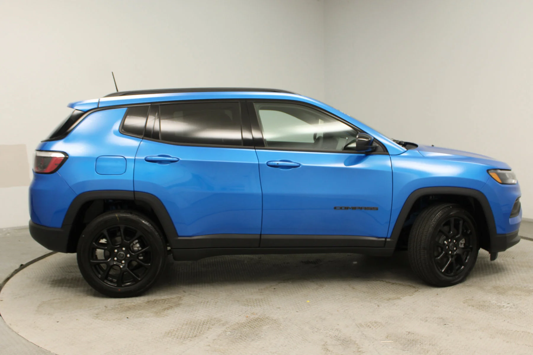 2025 Jeep Compass Latitude - Photo 27
