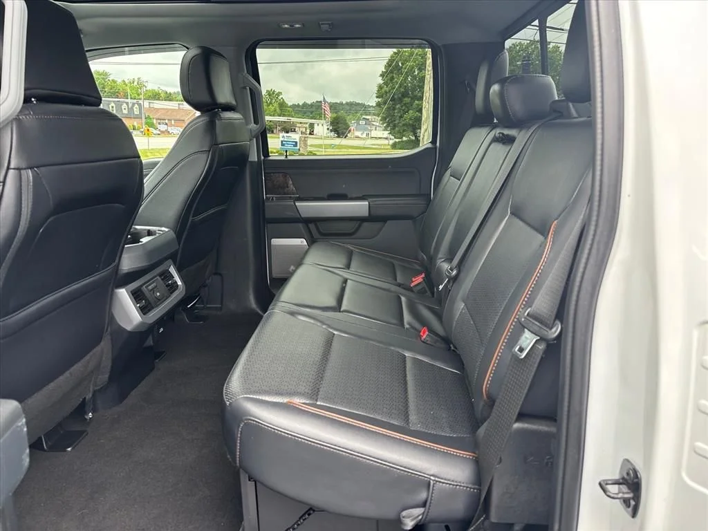 Used 2025 White Ford Lariat image 17