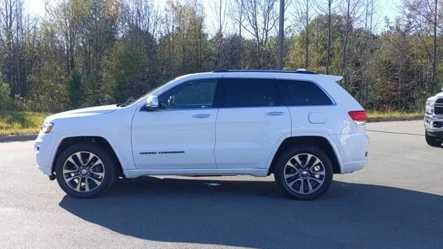 Used 2017 White Jeep Overland image 5