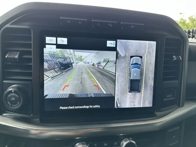 Used 2022 White Ford Lariat image 18