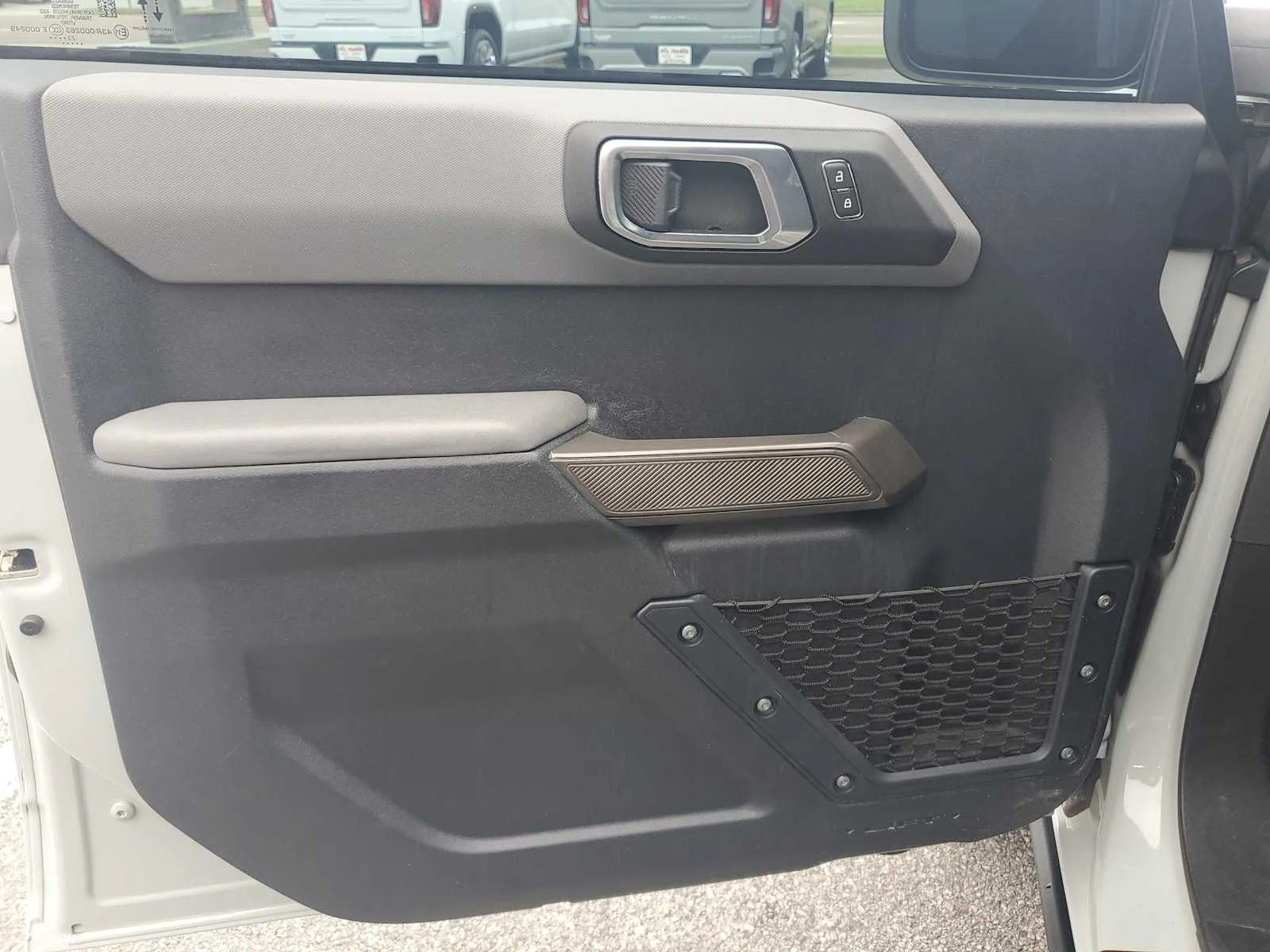 Used 2023  Ford Base image 24