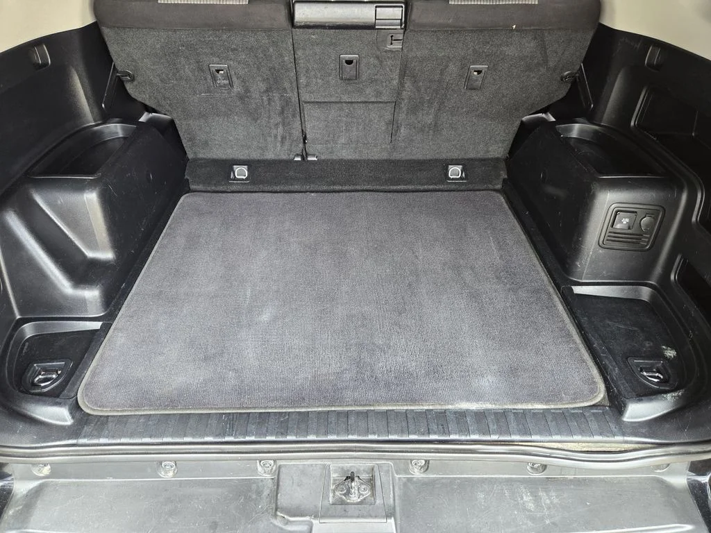 Used 2022 Black Toyota SR5 image 21