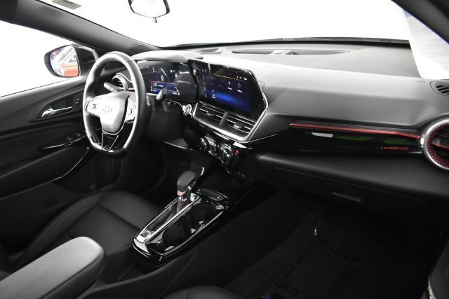 2025 Chevrolet Trax RS - Photo 37