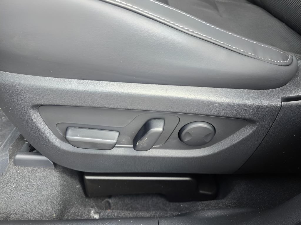 Used 2026 Jet Black Mica Mazda Preferred image 13