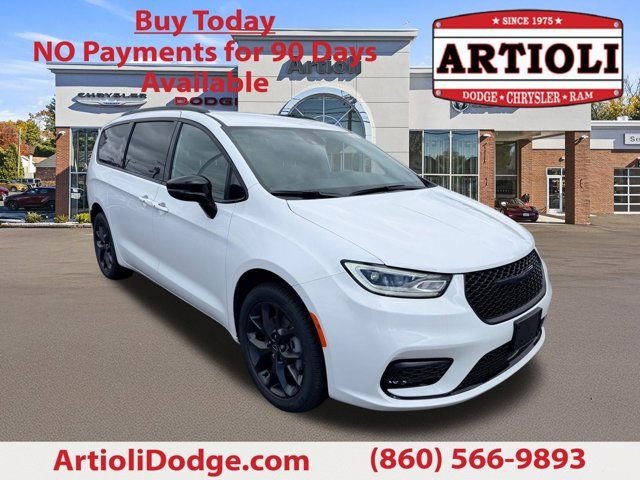 2026 Chrysler Pacifica Select AWD's photo