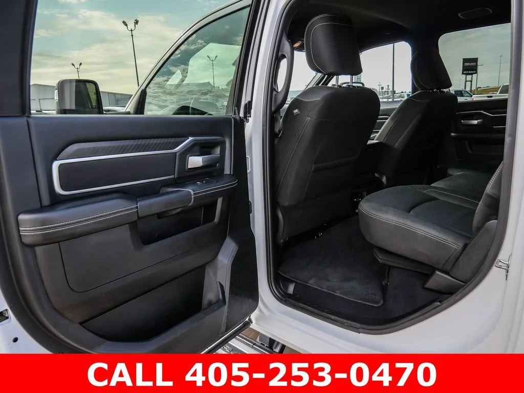 Used 2025 White Ram Big Horn image 28