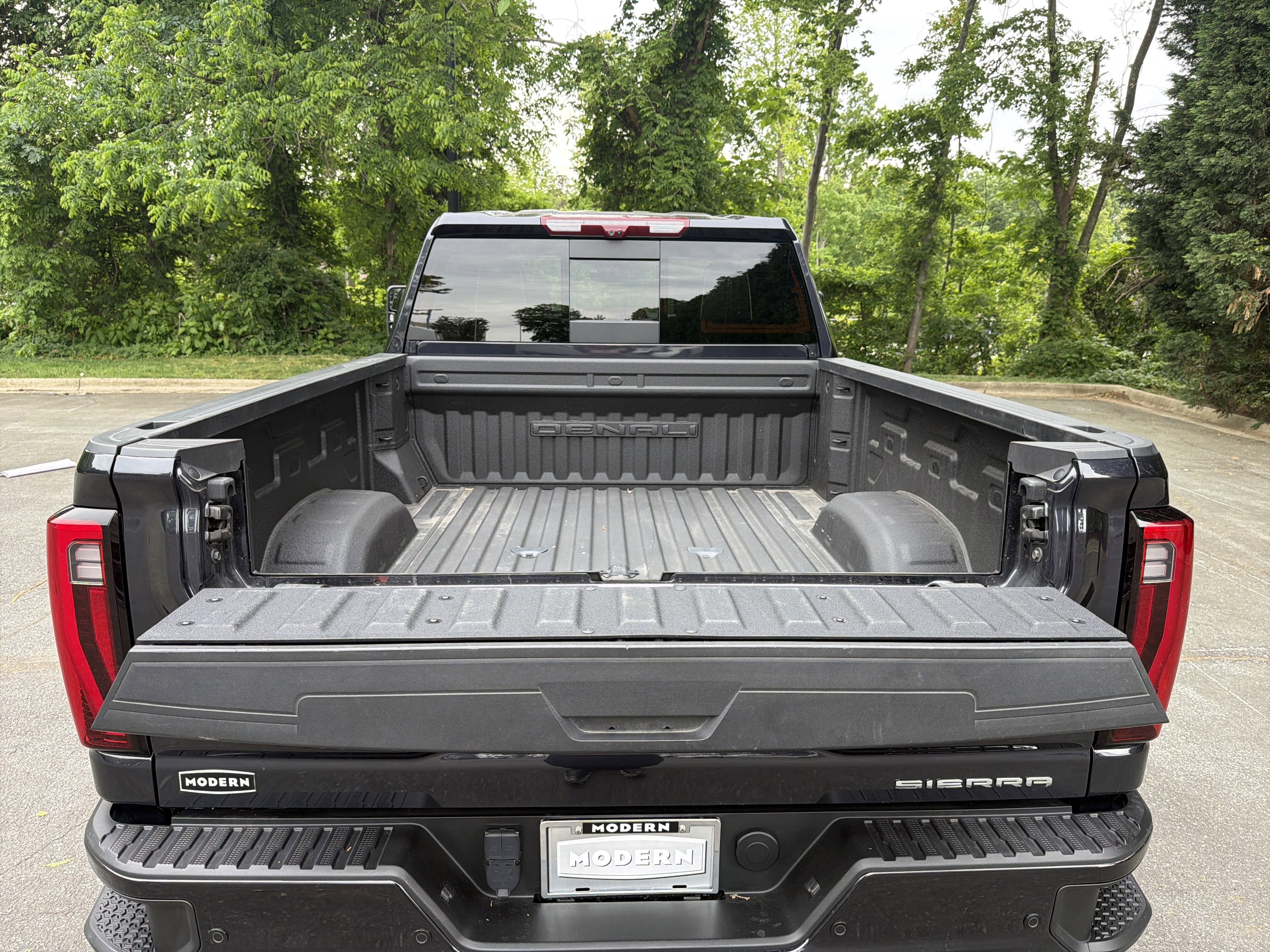 Used 2024 Titanium Rush Metallic GMC Denali Ultimate image 23