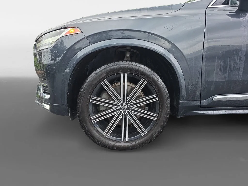 Used 2022 Gray Metallic Volvo T6 Inscription image 14