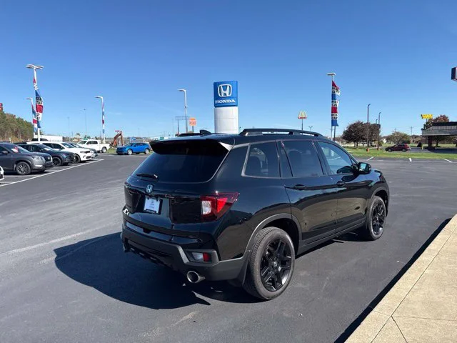 Certified Used 2024 Crystal Black Pearl Honda Black Edition image 5